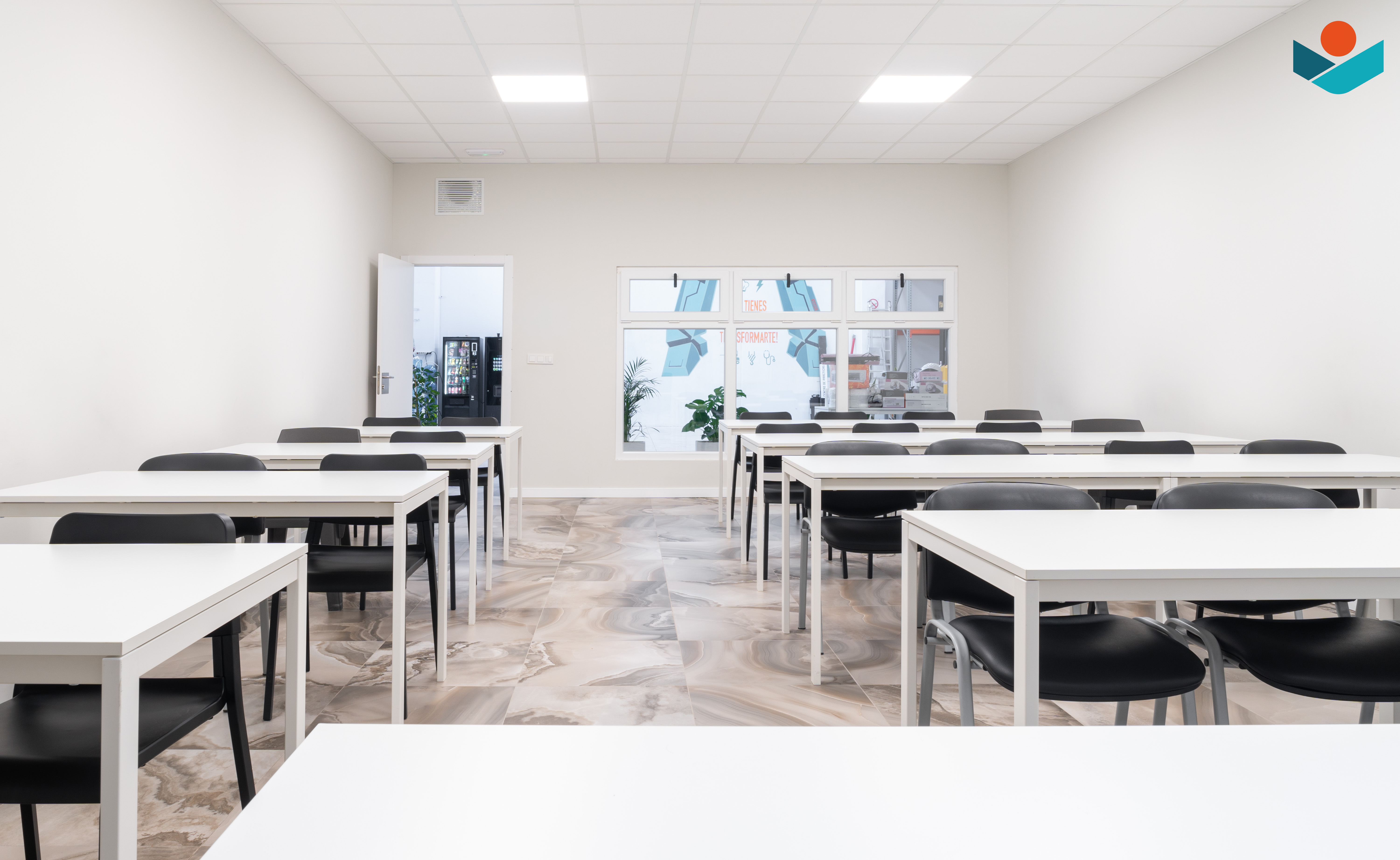 Aula Pequeña foto 8