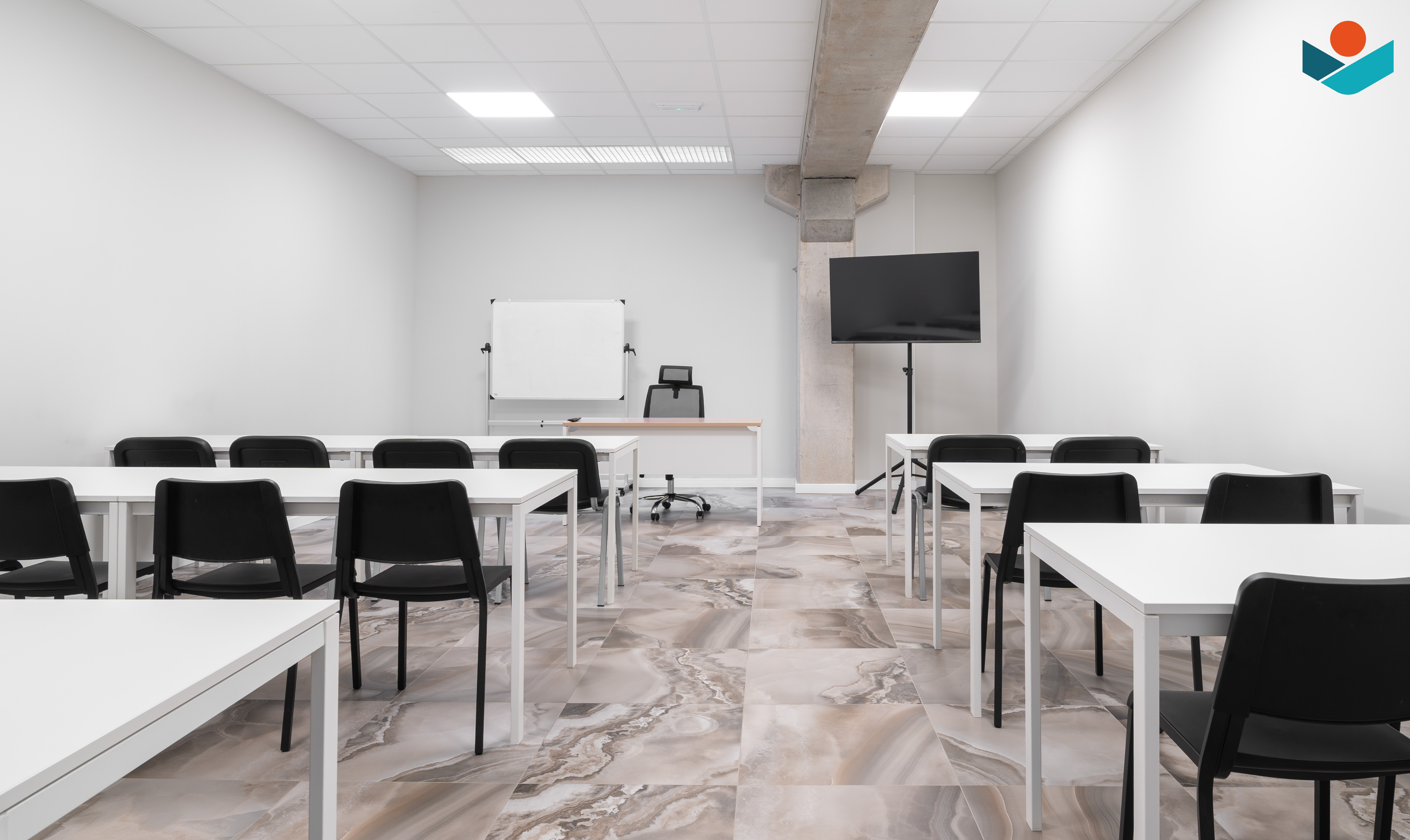 Aula Pequeña foto 9